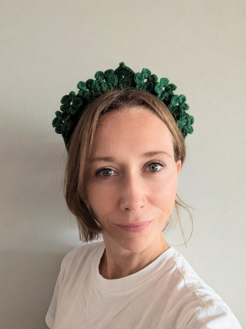 Hand Crochet 3D Floral Crown Headband Kelly Green Artisan - Picture 3 of 9